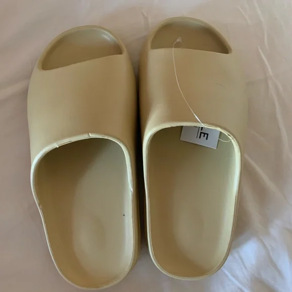 NOT FOR SALE - PLT cream slides - Picture 6 of 9